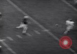 Standbild College Football Seattle Washington USA, 1959, aus Sekunde 26 historischem Filmmaterial Videoclip 65675029876