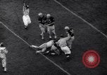 Standbild College Football Seattle Washington USA, 1959, aus Sekunde 29 historischem Filmmaterial Videoclip 65675029876