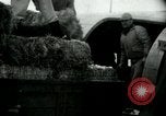 Standbild Haylift Betrieb Western United states USA, 1948, aus Sekunde 27 historischem Filmmaterial Videoclip 65675029883