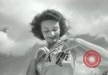 Standbild metallic swimsuits Florida United States USA, 1948, aus Sekunde 37 historischem Filmmaterial Videoclip 65675029887