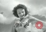 Standbild metallic swimsuits Florida United States USA, 1948, aus Sekunde 38 historischem Filmmaterial Videoclip 65675029887