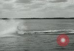 Standbild ski-Turnier Dubuque Iowa USA, 1948, aus Sekunde 17 historischem Filmmaterial Videoclip 65675029889