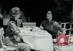 Standbild Designerkleidung Long Island New York USA, 1956, aus Sekunde 41 historischem Filmmaterial Videoclip 65675029893