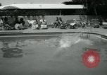 Standbild amerikanische Taucher Palm Springs California USA, 1956, aus Sekunde 22 historischem Filmmaterial Videoclip 65675029894
