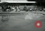 Standbild amerikanische Taucher Palm Springs California USA, 1956, aus Sekunde 23 historischem Filmmaterial Videoclip 65675029894