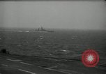 Standbild Flugzeugträger North Vietnam, 1965, aus Sekunde 26 historischem Filmmaterial Videoclip 65675029926