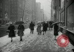 Immagine di Neve in primavera New York City USA, 1965, secondo 7 filmato di repertorio 65675029927
