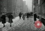 Immagine di Neve in primavera New York City USA, 1965, secondo 8 filmato di repertorio 65675029927
