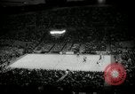 Image match de basket Portland Oregon USA, 1965, de la seconde 8 séquences d'archives historiques vidéo 65675029929