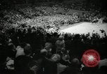 Image match de basket Portland Oregon USA, 1965, de la seconde 12 séquences d'archives historiques vidéo 65675029929