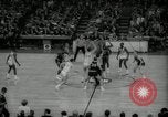 Image match de basket Portland Oregon USA, 1965, de la seconde 15 séquences d'archives historiques vidéo 65675029929