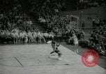 Image match de basket Portland Oregon USA, 1965, de la seconde 19 séquences d'archives historiques vidéo 65675029929
