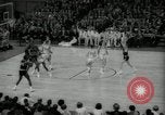 Image match de basket Portland Oregon USA, 1965, de la seconde 32 séquences d'archives historiques vidéo 65675029929