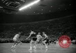 Image match de basket Portland Oregon USA, 1965, de la seconde 44 séquences d'archives historiques vidéo 65675029929