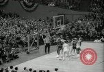 Image match de basket Portland Oregon USA, 1965, de la seconde 57 séquences d'archives historiques vidéo 65675029929