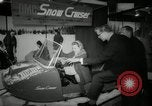 Standbild Canadian National Sportler zeigen Toronto Ontario Kanada, 1965, aus Sekunde 44 historischem Filmmaterial Videoclip 65675029930