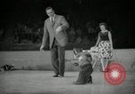 Standbild Canadian National Sportler zeigen Toronto Ontario Kanada, 1965, aus Sekunde 59 historischem Filmmaterial Videoclip 65675029930