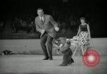 Standbild Canadian National Sportler zeigen Toronto Ontario Kanada, 1965, aus Sekunde 62 historischem Filmmaterial Videoclip 65675029930