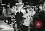 Standbild Premier von Madame X New York United States USA, 1966, aus Sekunde 14 historischem Filmmaterial Videoclip 65675029932