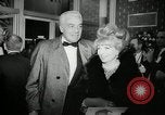 Standbild Premier von Madame X New York United States USA, 1966, aus Sekunde 22 historischem Filmmaterial Videoclip 65675029932
