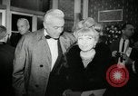 Standbild Premier von Madame X New York United States USA, 1966, aus Sekunde 24 historischem Filmmaterial Videoclip 65675029932