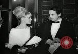 Standbild Premier von Madame X New York United States USA, 1966, aus Sekunde 41 historischem Filmmaterial Videoclip 65675029932