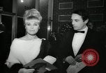 Standbild Premier von Madame X New York United States USA, 1966, aus Sekunde 42 historischem Filmmaterial Videoclip 65675029932