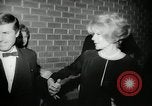 Standbild Premier von Madame X New York United States USA, 1966, aus Sekunde 47 historischem Filmmaterial Videoclip 65675029932