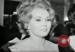 Standbild Premier von Madame X New York United States USA, 1966, aus Sekunde 53 historischem Filmmaterial Videoclip 65675029932