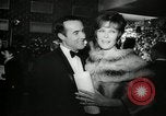 Standbild Premier von Madame X New York United States USA, 1966, aus Sekunde 55 historischem Filmmaterial Videoclip 65675029932
