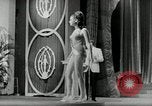 Standbild Miss Universe Miami Florida USA, 1967, aus Sekunde 17 historischem Filmmaterial Videoclip 65675029936