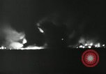 Standbild Vietcong Raketenangriff auf US-Airbase Da Nang Vietnam, 1967, aus Sekunde 4 historischem Filmmaterial Videoclip 65675029937