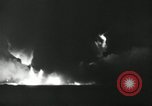 Standbild Vietcong Raketenangriff auf US-Airbase Da Nang Vietnam, 1967, aus Sekunde 17 historischem Filmmaterial Videoclip 65675029937