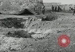Standbild Vietcong Raketenangriff auf US-Airbase Da Nang Vietnam, 1967, aus Sekunde 61 historischem Filmmaterial Videoclip 65675029937