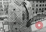 Standbild Heinz Riva's Winter Kollektion Rom Italien, 1967, aus Sekunde 17 historischem Filmmaterial Videoclip 65675029938