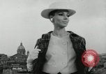 Standbild Heinz Riva's Winter Kollektion Rom Italien, 1967, aus Sekunde 24 historischem Filmmaterial Videoclip 65675029938