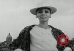 Standbild Heinz Riva's Winter Kollektion Rom Italien, 1967, aus Sekunde 26 historischem Filmmaterial Videoclip 65675029938
