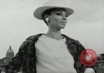 Standbild Heinz Riva's Winter Kollektion Rom Italien, 1967, aus Sekunde 27 historischem Filmmaterial Videoclip 65675029938