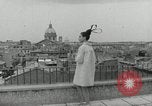 Standbild Heinz Riva's Winter Kollektion Rom Italien, 1967, aus Sekunde 51 historischem Filmmaterial Videoclip 65675029938