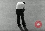 Standbild Roberto De Vicenz gewinnt British Open Golf Tournament Hoylake England, 1967, aus Sekunde 58 historischem Filmmaterial Videoclip 65675029939