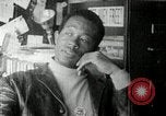 Standbild Bobby Seale Oakland California USA, 1968, aus Sekunde 3 historischem Filmmaterial Videoclip 65675029941