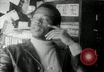 Standbild Bobby Seale Oakland California USA, 1968, aus Sekunde 7 historischem Filmmaterial Videoclip 65675029941