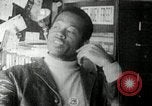 Standbild Bobby Seale Oakland California USA, 1968, aus Sekunde 9 historischem Filmmaterial Videoclip 65675029941
