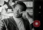 Standbild Bobby Seale Oakland California USA, 1968, aus Sekunde 11 historischem Filmmaterial Videoclip 65675029941