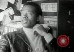 Standbild Bobby Seale Oakland California USA, 1968, aus Sekunde 16 historischem Filmmaterial Videoclip 65675029941