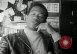 Standbild Bobby Seale Oakland California USA, 1968, aus Sekunde 21 historischem Filmmaterial Videoclip 65675029941