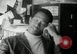 Standbild Bobby Seale Oakland California USA, 1968, aus Sekunde 23 historischem Filmmaterial Videoclip 65675029941