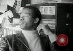 Standbild Bobby Seale Oakland California USA, 1968, aus Sekunde 25 historischem Filmmaterial Videoclip 65675029941