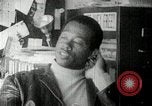 Standbild Bobby Seale Oakland California USA, 1968, aus Sekunde 30 historischem Filmmaterial Videoclip 65675029941