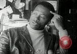 Standbild Bobby Seale Oakland California USA, 1968, aus Sekunde 42 historischem Filmmaterial Videoclip 65675029941